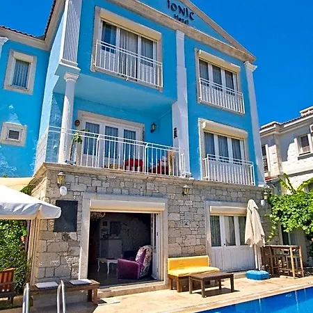 Otel Ionic Çeşme