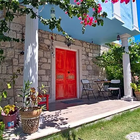 Otel Ionic Çeşme